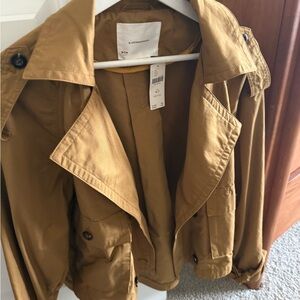 Aritzia Women's Tan Jacket